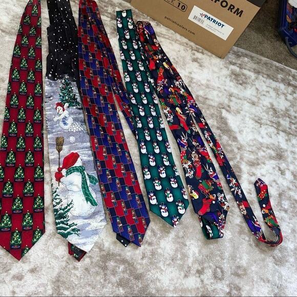 Christmas winter men's neckties set of 5 one for everyday of the week Holiday - Picture 6 of 7